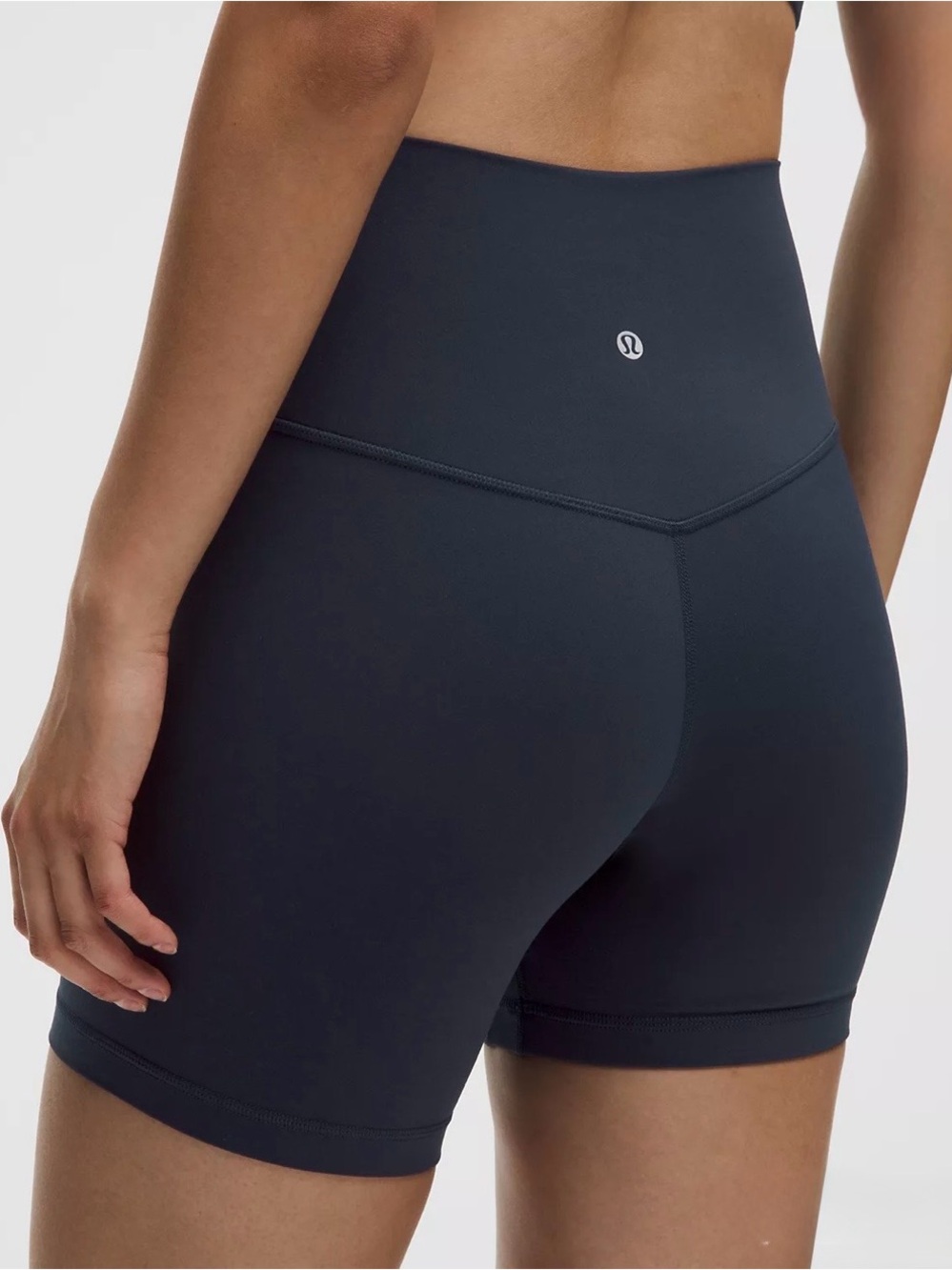 Lululemon Align No Line™ High-Rise Short 6", True Navy, SZ 4, NWT - Picture 2 of 5